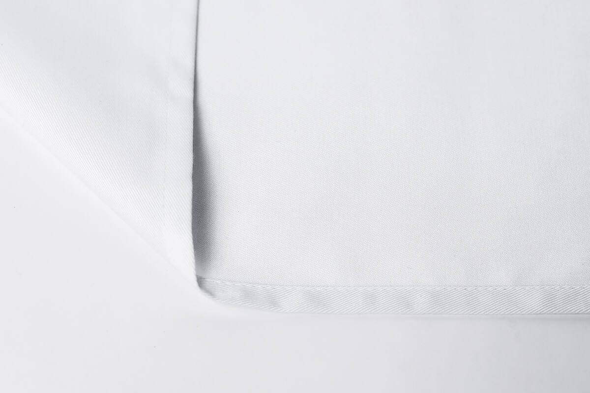 Napkin, 45 x 45 cm
80% polyester / 20% cotton
Weight: 225gsm